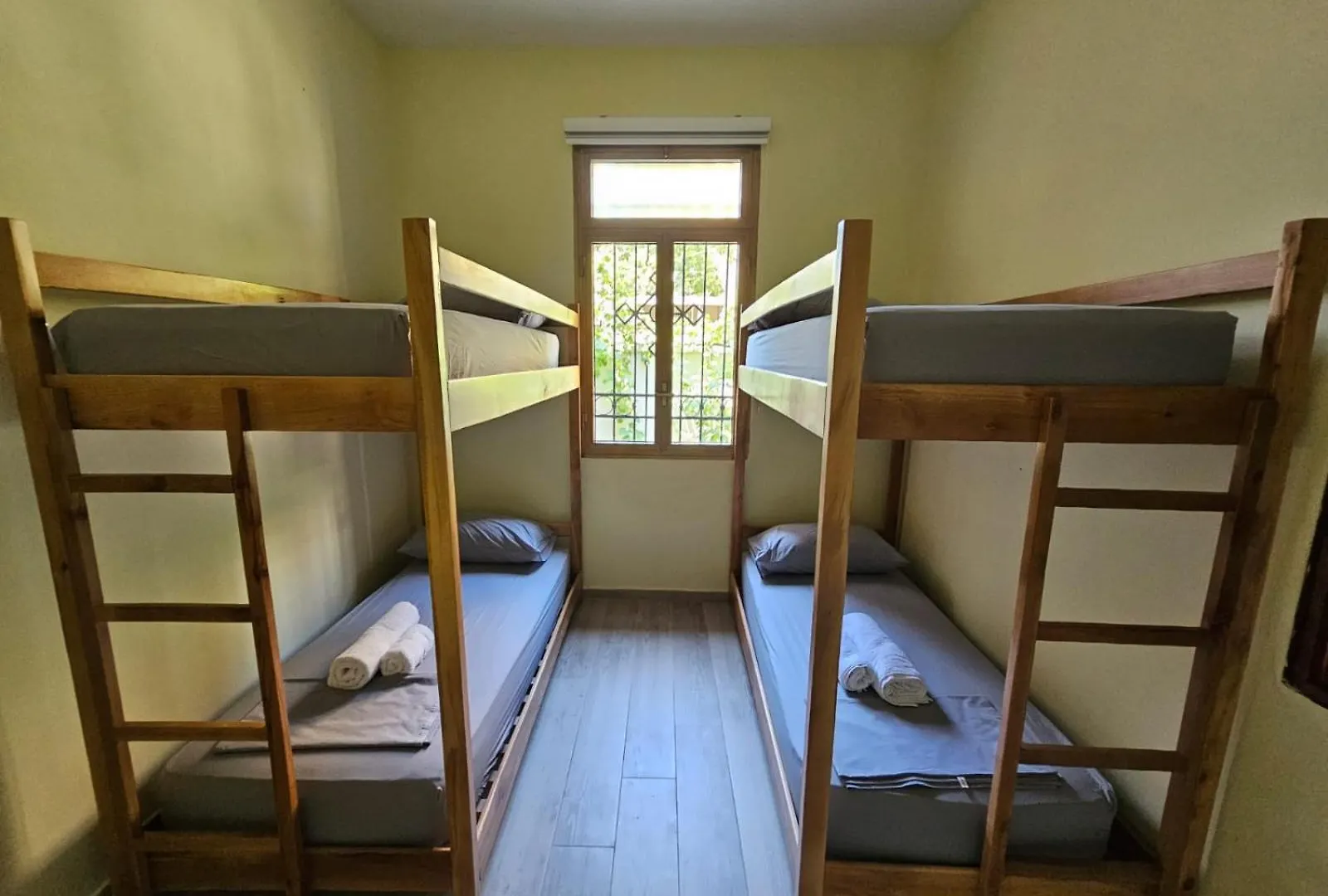 Lemon House Hostel Tirana Albania